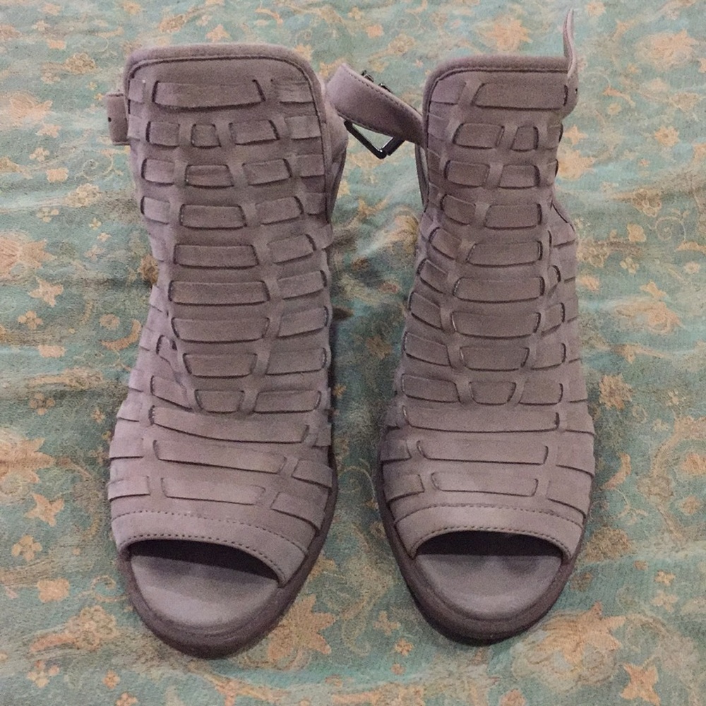 Jessica Simpson shoes